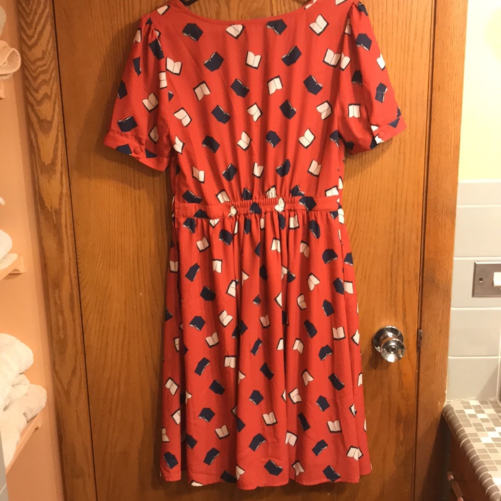 ModCloth Open Book Dress - Picture 5 of 6